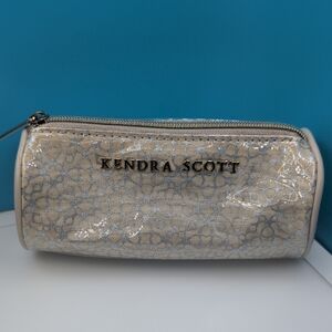 Kendra Scott Cream Cosmetic Bag with Textured Finish